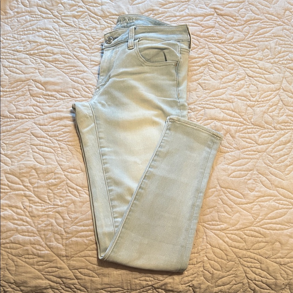 American Eagle Light Blue Women's Jeans